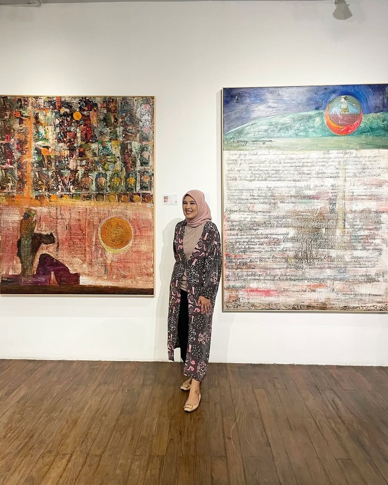 Najelaa Shihab Najelaa Shihab