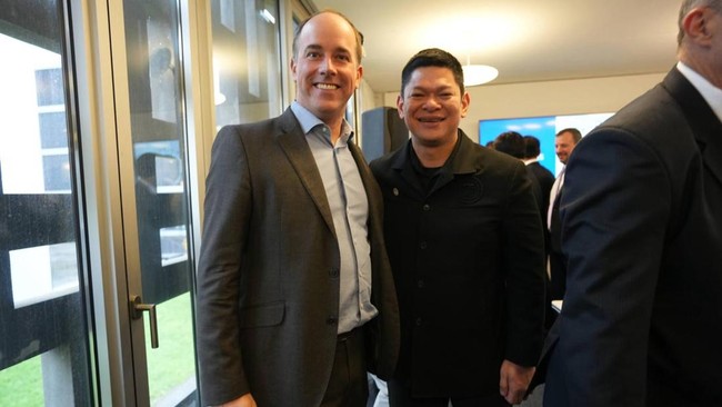 NOC Indonesia Ungkap Hasil Rapat IOC Buntut Tolak Visa Atlet Israel Ketua Umum NOC Indonesia, Raja Sapta Oktohari, membeberkan hasil pertemuan dengan International Olympic Committee (IOC) pada Selasa (28/10).