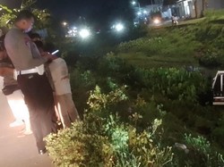 Pikap Terjun ke Kanal Aroepala Gowa gegara Sopir Hindari Kucing Pikap Terjun ke Kanal Aroepala Gowa gegara Sopir Hindari Kucing