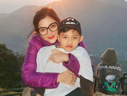 5 Potret Tampan Arsya Anak Ashanty & Anang Hermansyah yang Selalu Curi Perhatian Netizen