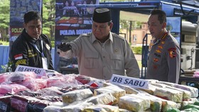 Prabowo Ungkap Modus Kartel Selundupkan Narkoba Pakai Kapal Selam