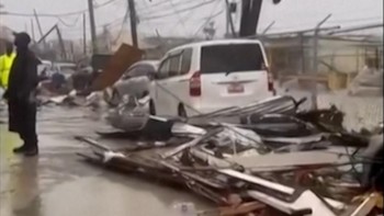 Penampakan Badai Melissa Hancurkan Rumah di Jamaika