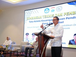 Walkot Palembang Dorong Transparansi dan Tolak Pungli di Sekolah Walkot Palembang Dorong Transparansi dan Tolak Pungli di Sekolah