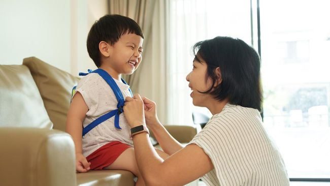 3 Kebiasaan Parenting Baik yang Justru Bikin Anak Sulit Mandiri