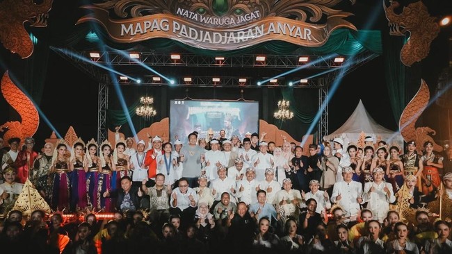 Sinergi bank bjb dan Pemda Dorong Pertumbuhan Lewat Sektor Perumahan Bank bjb berkomitmen mendukung Program Pembangunan Tiga Juta Rumah dengan sosialisasi Kredit Program Perumahan, memperluas akses hunian layak bagi masyarakat.