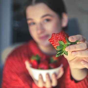 5 Buah yang Dapat Menurunkan Asam Urat Tinggi secara Alami