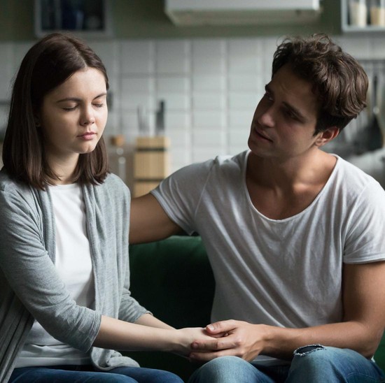 3 Tanda Pasangan Melakukan Gaslighting ke Kamu