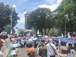 Video: Ada Demo Guru, Jalan Merdeka Selatan Monas Ditutup