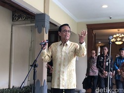 Sultan HB X Gandeng Bupati-Walkot Godok Aturan Larang Konsumsi Daging Anjing Sultan HB X Gandeng Bupati-Walkot Godok Aturan Larang Konsumsi Daging Anjing