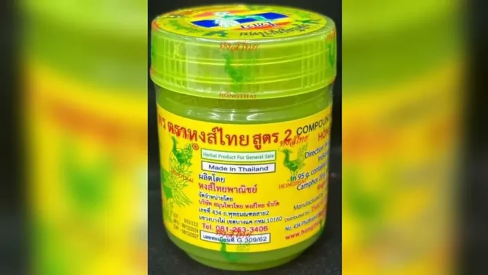 Hasil analisis sampel inhaler Hong Thai Herbal Formula 2, nomor registrasi G 309/62, menunjukkan bahwa produk tersebut gagal memenuhi standar kualitas dalam uji kontaminasi mikroba, khususnya melebihi batas Jumlah Mikroba Aerob Total, Jumlah Gabungan Khamir dan Jamur Total, serta deteksi Clostridium spp.