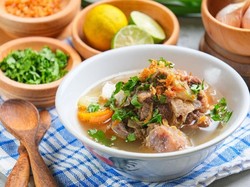 3 Sajian Berkuah Nikmat & Segar, Cocok Disantap Saat Musim Hujan 3 Sajian Berkuah Nikmat & Segar, Cocok Disantap Saat Musim Hujan