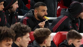 Slot Tak Tahu Masa Depan Salah di Liverpool, Hubungan Retak?