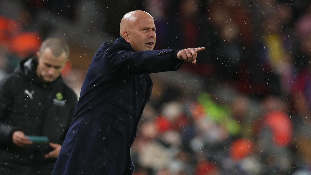 Reaksi Arne Slot usai Liverpool Hancur Lebur Dibantai Palace