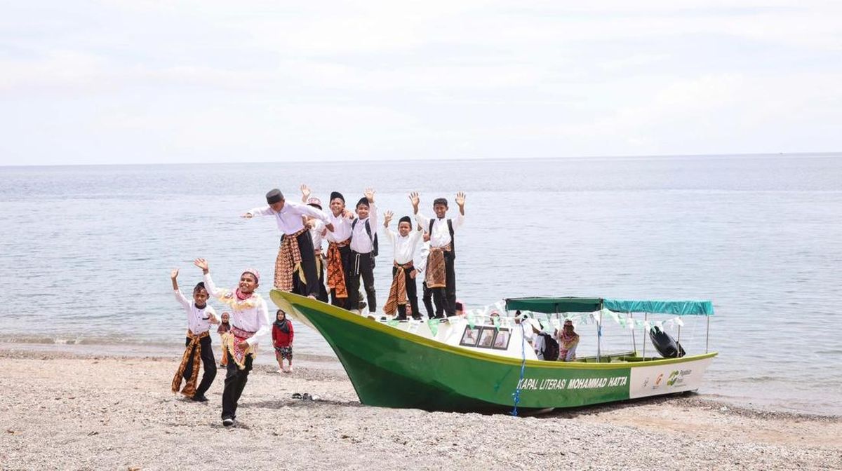 Kapal Literasi Moh. Hatta, Pegadaian Dukung Pendidikan di Maluku Utara