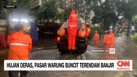 VIDEO: Hujan Deras, Pasar Warung Buncit Terendam Banjir