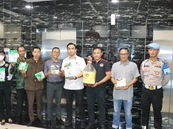 Polres Jakbar Musnahkan 18,5 Kg Sabu hingga 1,2 Kg Bibit Sinte Polres Jakbar Musnahkan 18,5 Kg Sabu hingga 1,2 Kg Bibit Sinte