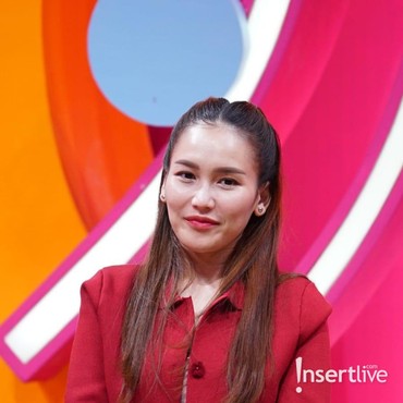 Ayu Ting Ting Pasang Badan Usai Kehamilan Adiknya Jadi Gunjingan