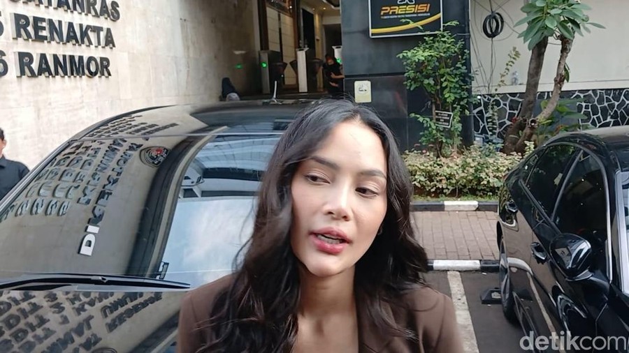 erika carlina erika carlina