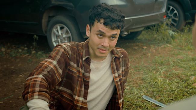 Sinopsis Si Paling Aktor, dari Figuran Jadi Bintang Utama Lawan Bahaya Sinopsis Si Paling Aktor tentang Gilang yang bercita-cita jadi aktor besar, tetapi tak kunjung berkembang karena terlalu totalitas.