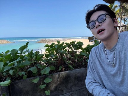 5 Potret Aktor Korea Tampan saat di Bali, Ji Chang Wook hingga Park Seo Joon