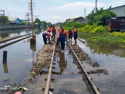 Video Tekad Prabowo Perbaiki  1.800 Perlintasan KA Sebidang