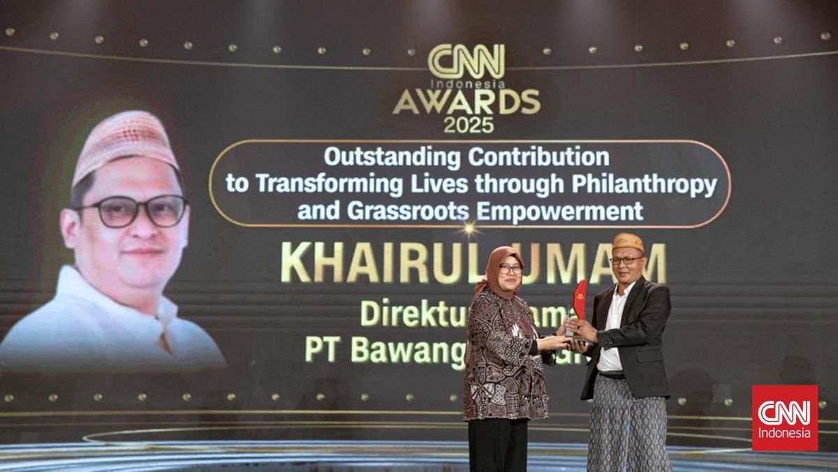 Khairul Umam Raih Outstanding Contribution to Transforming Lives