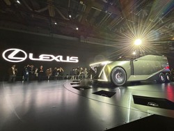 Peran Lexus saat Century Hadir Sebagai Brand Tertinggi Toyota