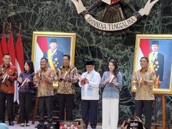 Menkum-Pramono Resmikan 267 Posbankum, Warga Bisa Dapat Bantuan Hukum Gratis Menkum-Pramono Resmikan 267 Posbankum, Warga Bisa Dapat Bantuan Hukum Gratis