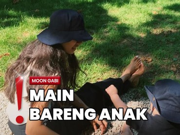 Moon Gabi Perdana Pamer Potret Bareng Anak dari Jung Woo Sung
