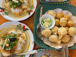 10 Rekomendasi Takjil Khas Palembang Paling Populer dan Bikin Nagih