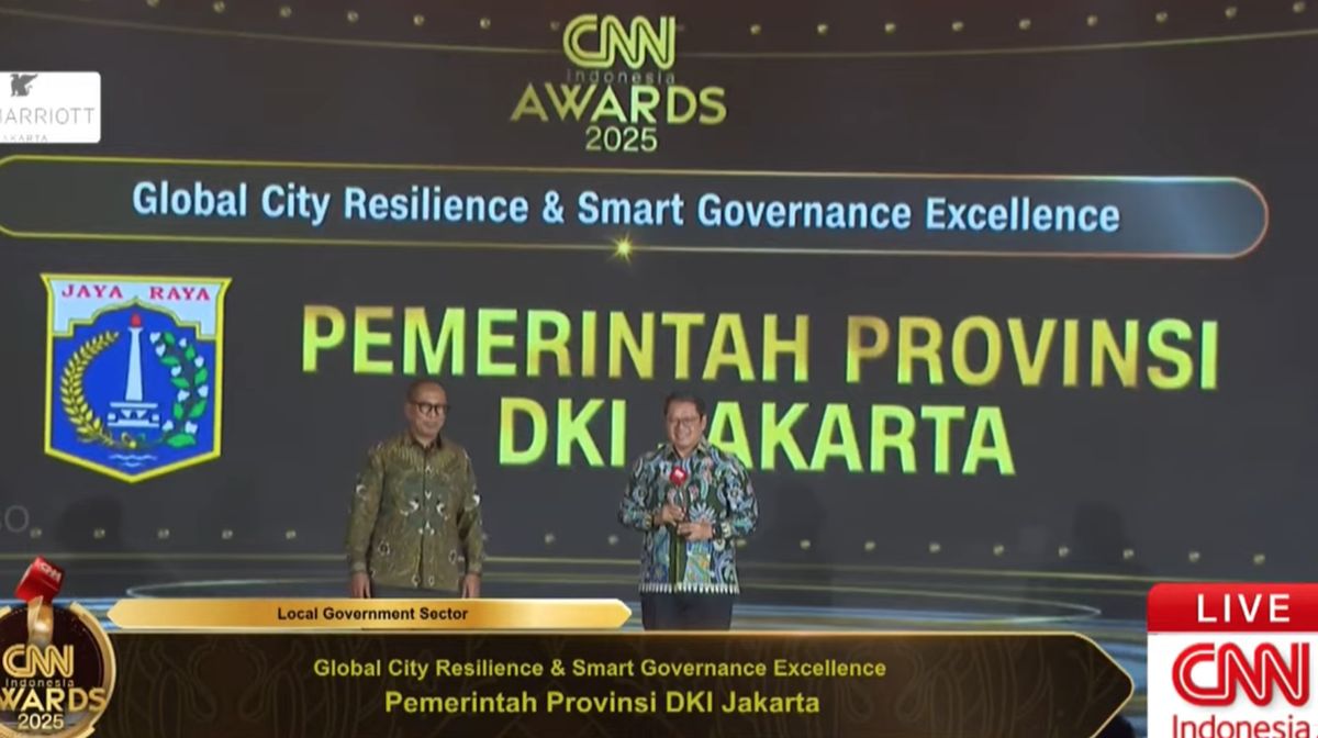 Pemprov DKI Jakarta Terima Penghargaan Smart Governance Excellence