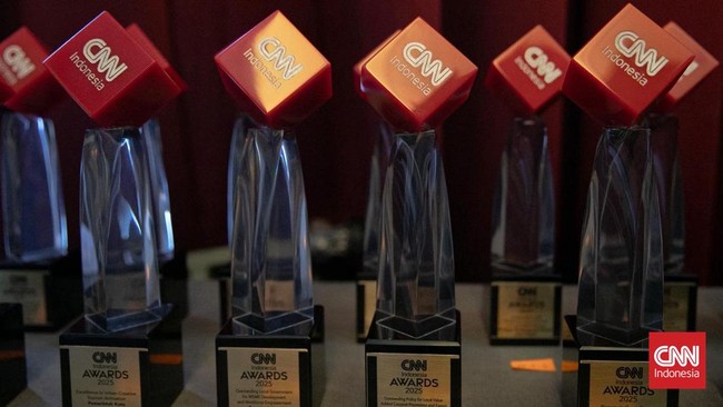 Universitas Sriwijaya berhasil meraih penghargaan kategori 'Excellence In Research And Innovation' dalam ajang CNN Indonesia Awards 2025.