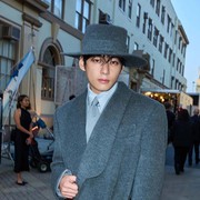 Penuh Pesona, Intip 5 Potret V BTS di Vogue World: Hollywood