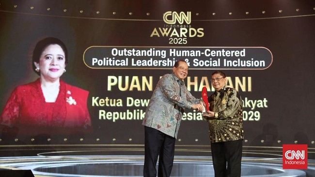 Puan Maharani Raih Outstanding Human-Centered Political Leadership Puan Maharani meraih penghargaan Outstanding Human-Centered Political Leadership & Social Inclusion dalam ajang CNN Indonesia Awards 2025.