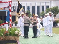 Serah Terima Pataka, Irjen Viktor T Sihombing Resmi Pimpin Polda Babel Serah Terima Pataka, Irjen Viktor T Sihombing Resmi Pimpin Polda Babel