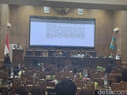 DPRD Pati Sepakat Tak Makzulkan Bupati Sudewo! DPRD Pati Sepakat Tak Makzulkan Bupati Sudewo!