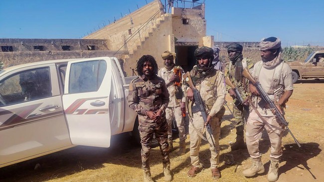 Apa Penyebab Pembantaian Ribuan Warga Sipil di Sudan? Ribuan tewas dalam perang saudara di Sudan setelah pasukan paramiliter RSF rebut kota El Fasher pekan ini.