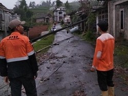 Puluhan Rumah di Lereng Sumbing Magelang Rusak Dihajar Lesus Puluhan Rumah di Lereng Sumbing Magelang Rusak Dihajar Lesus