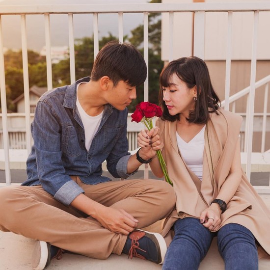 5 Zodiak yang Butuh Waktu Lama untuk Jatuh Cinta, Tapi Sekalinya Cinta Bisa Setia dan Tulus!