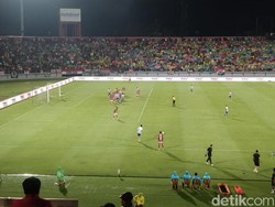 Bali United Dipermalukan Persib Bandung di Stadion Dipta Bali United Dipermalukan Persib Bandung di Stadion Dipta