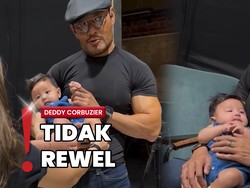 Deddy Gendong Anak Erika, Warganet Sebut Cocok Dipanggil Kakek