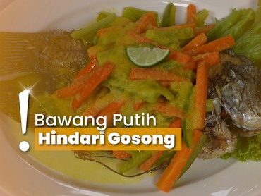 img-title Resep Gurame Acar Kuning ala Chef Steby, Ikan Harus Garing