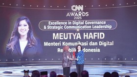 Meutya Hafid Raih Penghargaan Excellence In Digital Governance