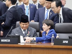 Momen PM Jepang Sampai Tarik Kursi untuk Sapa Prabowo di KTT APEC Momen PM Jepang Sampai Tarik Kursi untuk Sapa Prabowo di KTT APEC