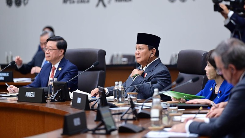 Presiden Republik Indonesia Prabowo Subianto menghadiri Konferensi Tingkat Tinggi (KTT) Kerja Sama Ekonomi Asia-Pasifik (APEC) 2025, yang berlangsung di Hwabaek International Convention Centre (HICO), Gyeongju, Republik Korea, pada Jumat (31/10). (Dok. Biro Pers Sekretariat Presiden/Muchlis Jr)
