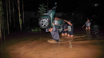 FOTO: Banjir Lumajang Meluas, Ribuan Warga Terdampak