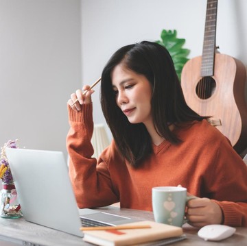 8 Hobi Pintar yang Bisa Bikin Otakmu Semakin Tajam