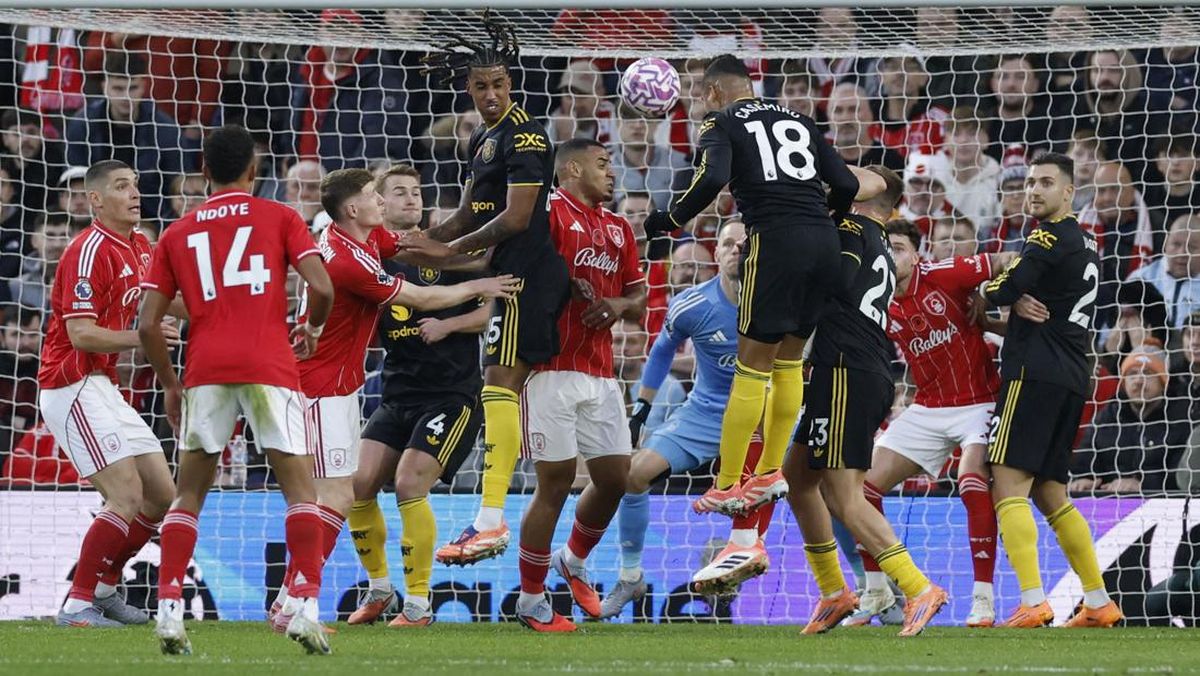 Pelatih Nottingham Kesal MU Cetak Gol Kontroversial: Kami Dirugikan