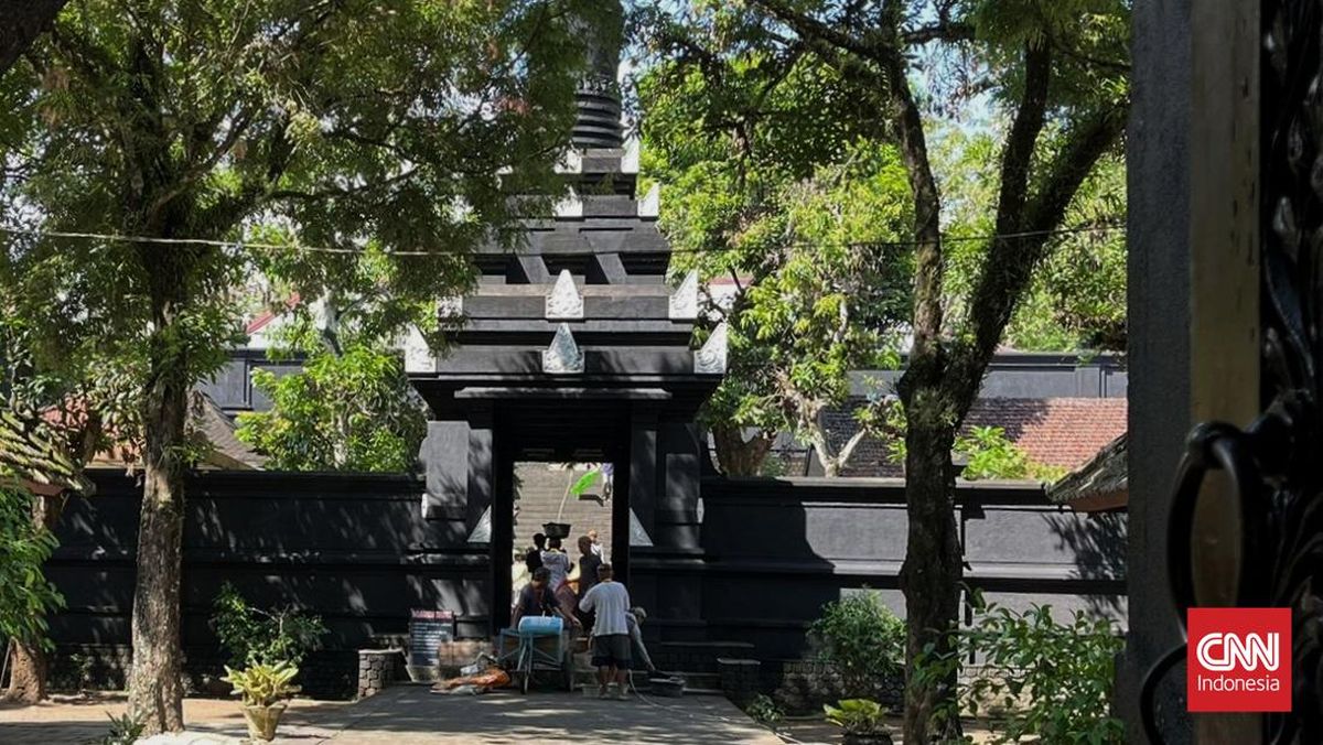 Warga Boleh Ikut Salatkan Jenazah PB X di Masjid Makam Imogiri Bantul