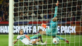 Soccer Football - LaLiga - FC Barcelona v Elche - Estadi Olimpic Lluis Companys, Barcelona, Spain - November 2, 2025 FC Barcelona's Marcus Rashford scores their third goal REUTERS/Albert Gea
